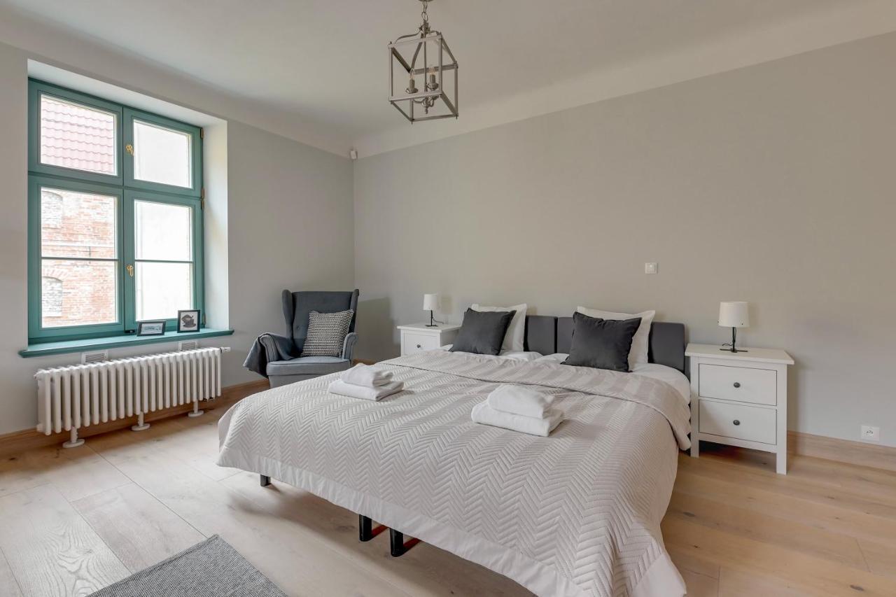 Historical Townhouse By Blue Mandarin Apartment Гданск Екстериор снимка