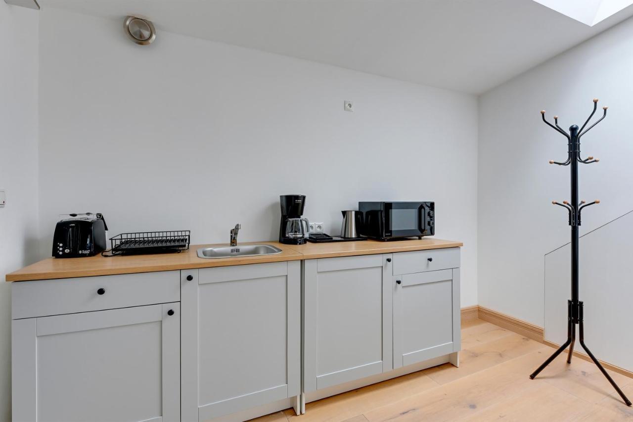 Historical Townhouse By Blue Mandarin Apartment Гданск Екстериор снимка