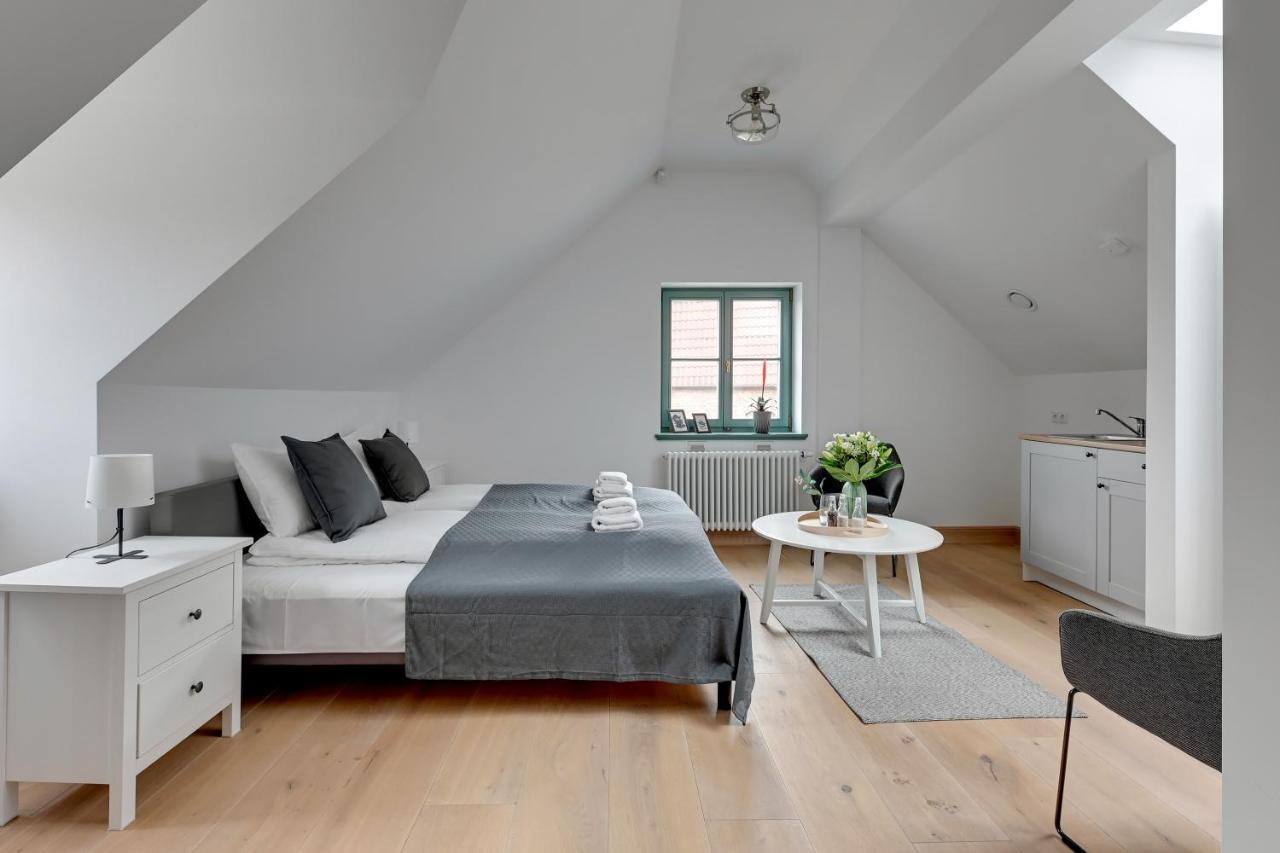 Historical Townhouse By Blue Mandarin Apartment Гданск Екстериор снимка