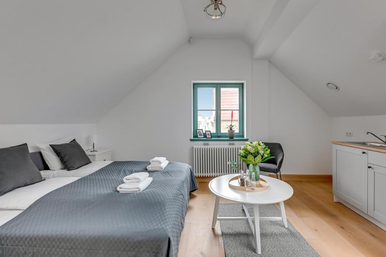 Historical Townhouse By Blue Mandarin Apartment Гданск Екстериор снимка