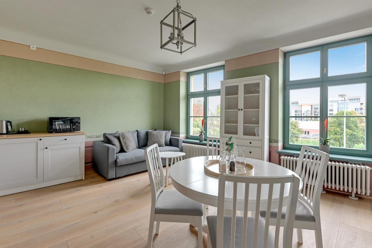 Historical Townhouse By Blue Mandarin Apartment Гданск Екстериор снимка