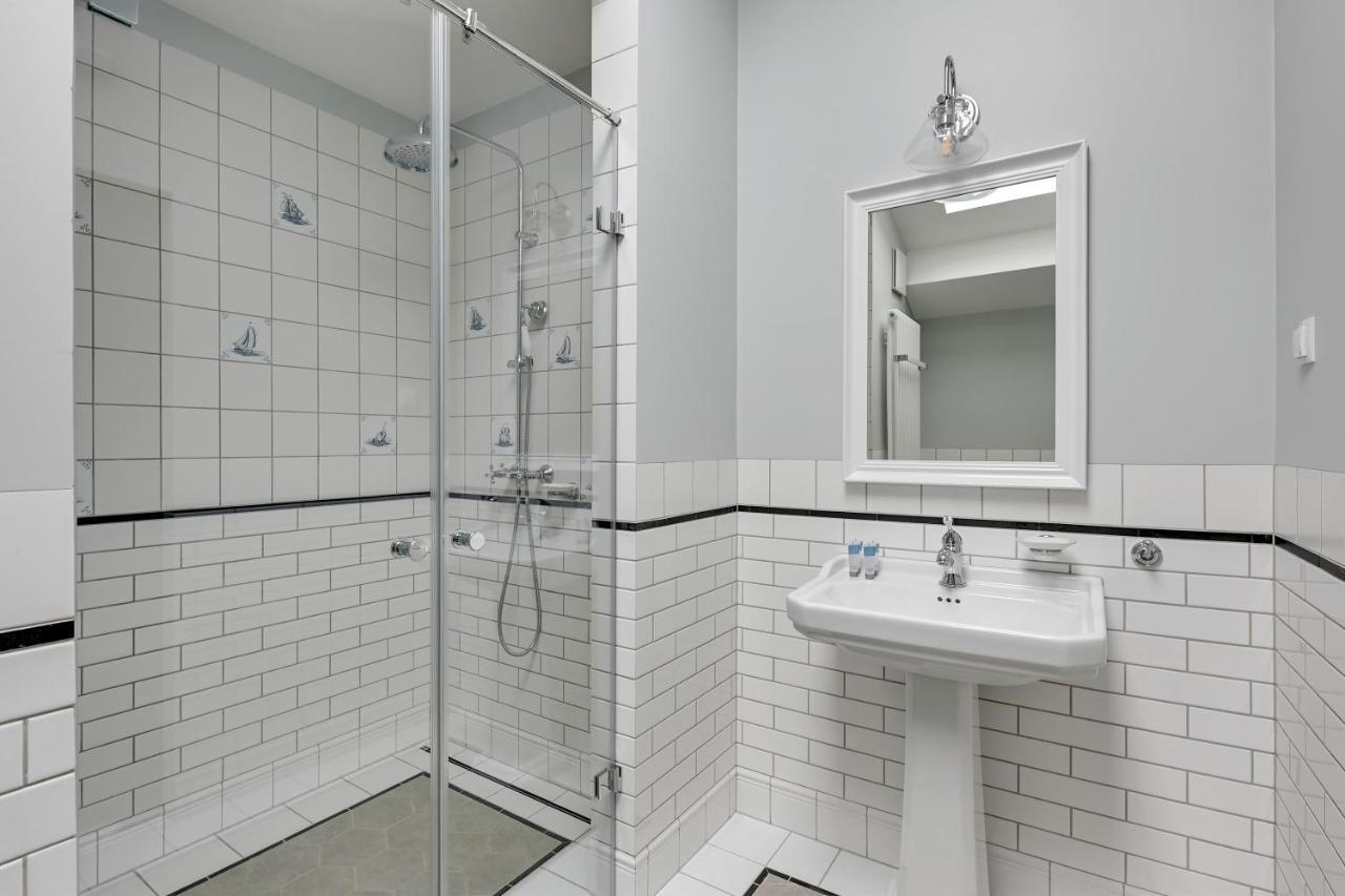 Historical Townhouse By Blue Mandarin Apartment Гданск Екстериор снимка